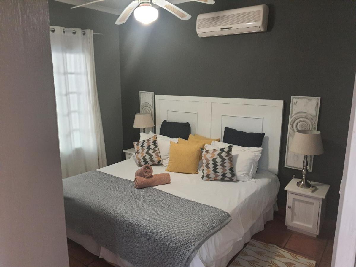 Hotel Chez Vincent à Mbombela Extérieur photo